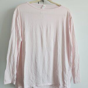 Lululemon Lightweight Long Sleeve Tee – Size 6, Soft Pink, Excellent Condition